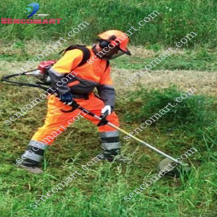 Máy cắt cỏ TOMIKAMA 330 NHẬT BẢN công suất 0,9kw