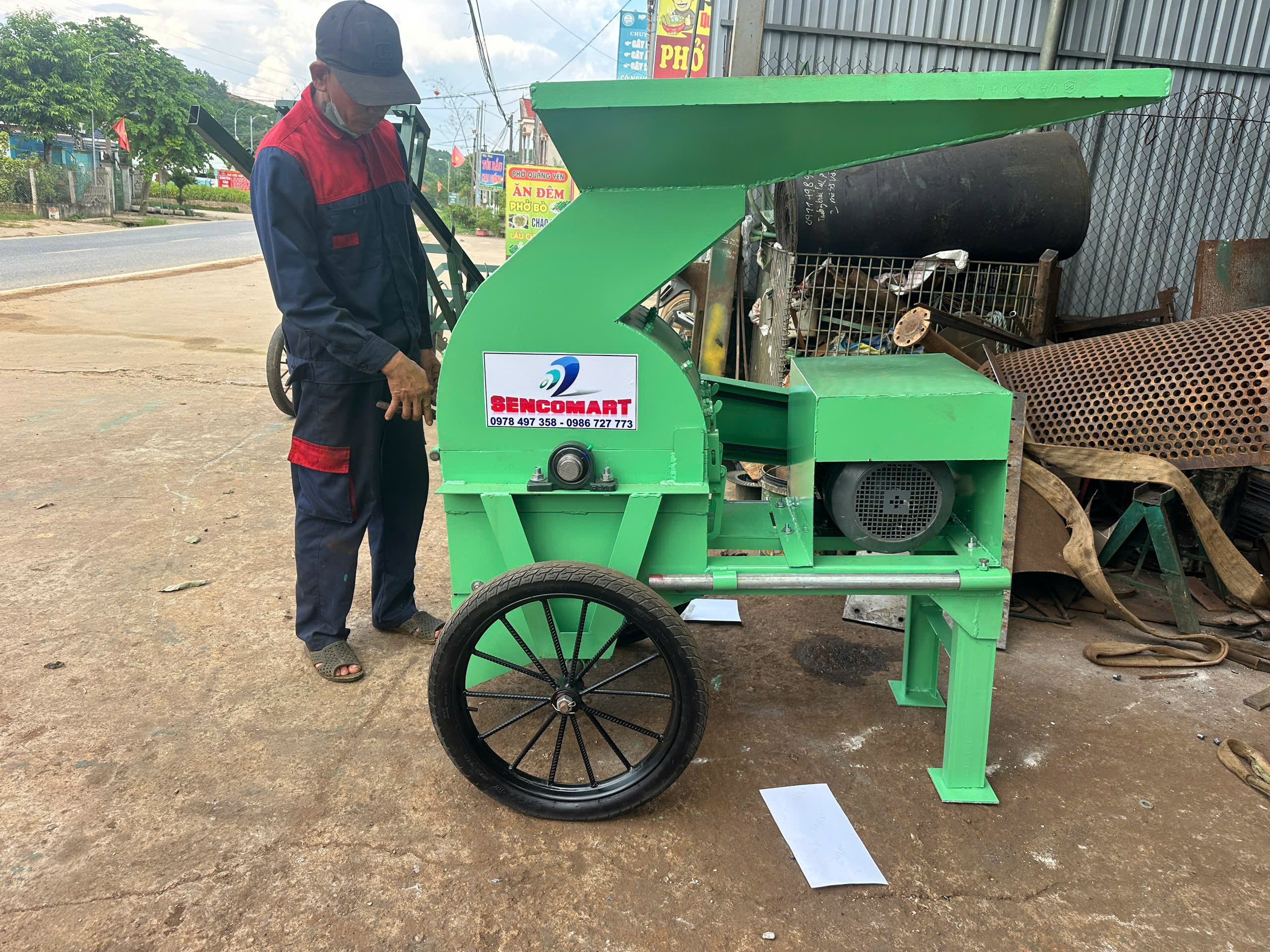 Máy nghiền đá, búa đúc | động cơ 7,5kw