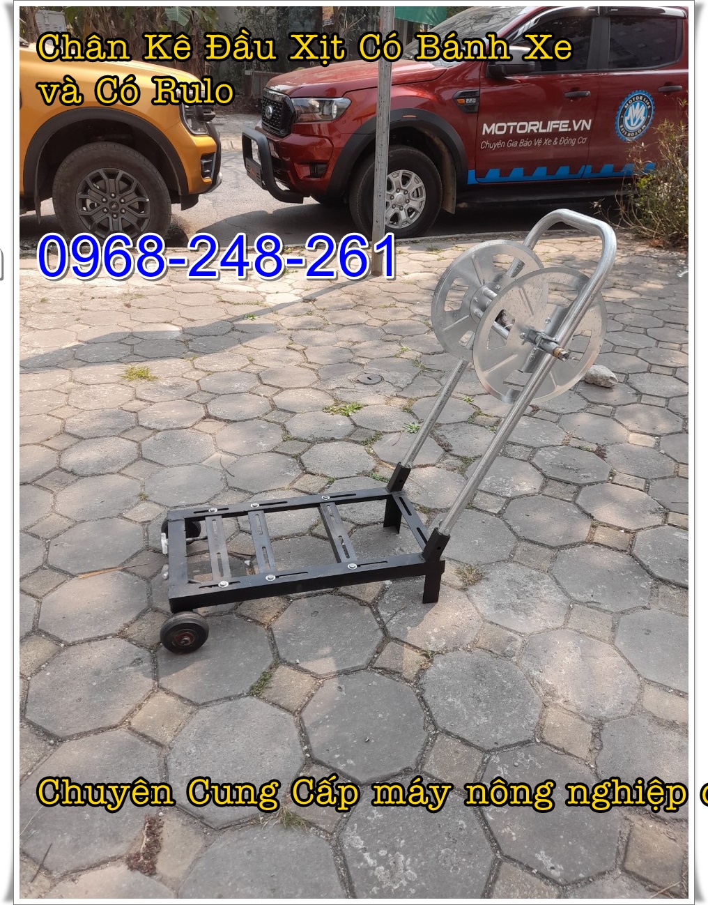 Chân kê đầu xịt rửa bánh xe tay đẩy có rulo cuốn dây nước giá rẻ