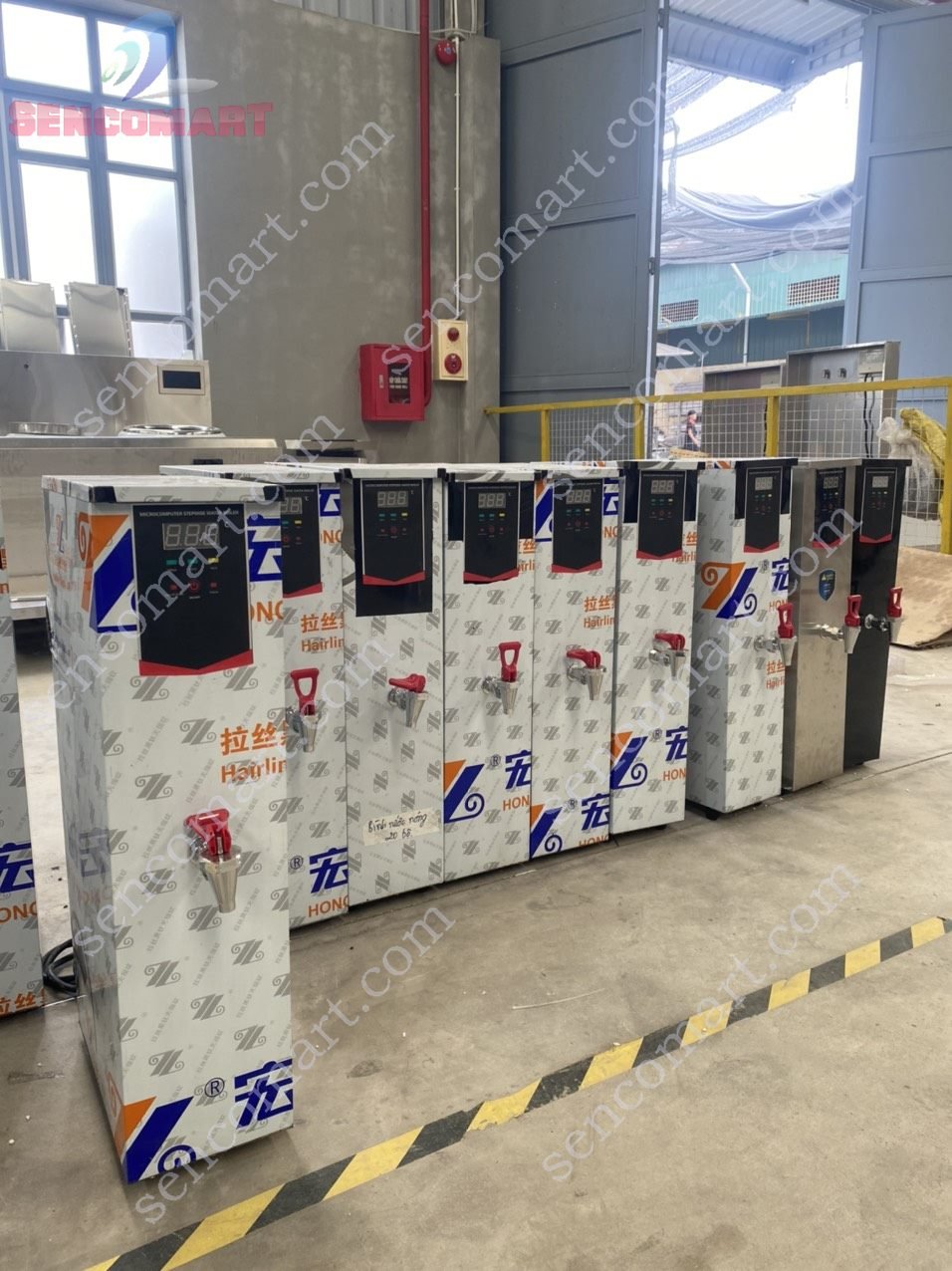 CÂY ĐUN NƯỚC NÓNG TỰ ĐỘNG SIÊU TỐC BDN-30L CAO CẤP
