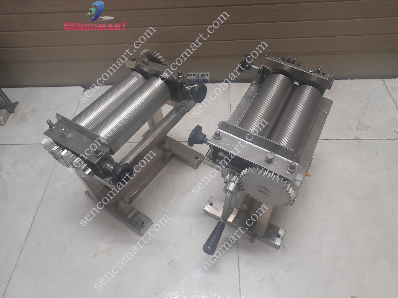 Máy cán khô mực , cán cá đuối, bò khô quay tay lô 20cm hàng Việt Nam