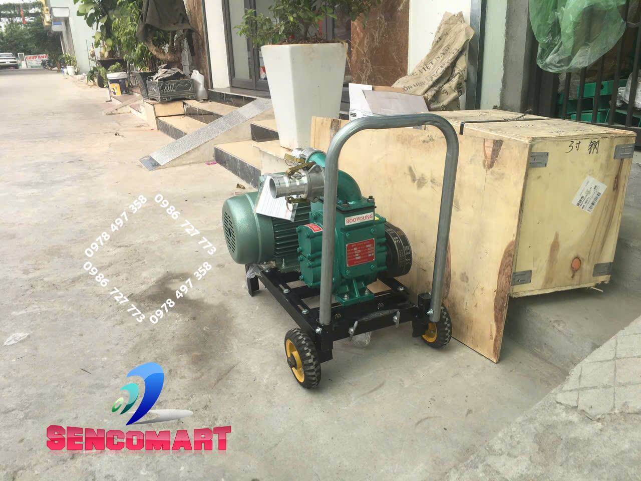 Máy hút cát sông